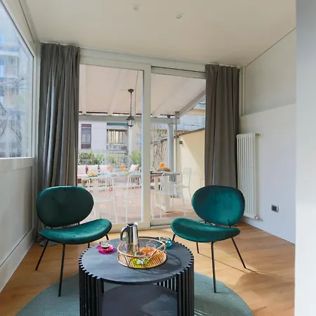 The Rent - Spacious Three-bedroom In The Heart Of Milan