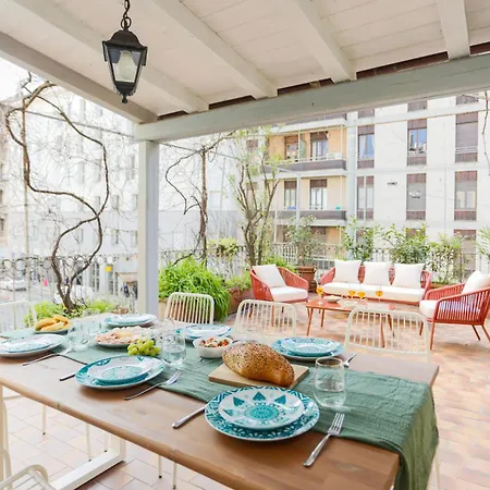 Apartment The Rent - Spacious Three-bedroom In The Heart Of